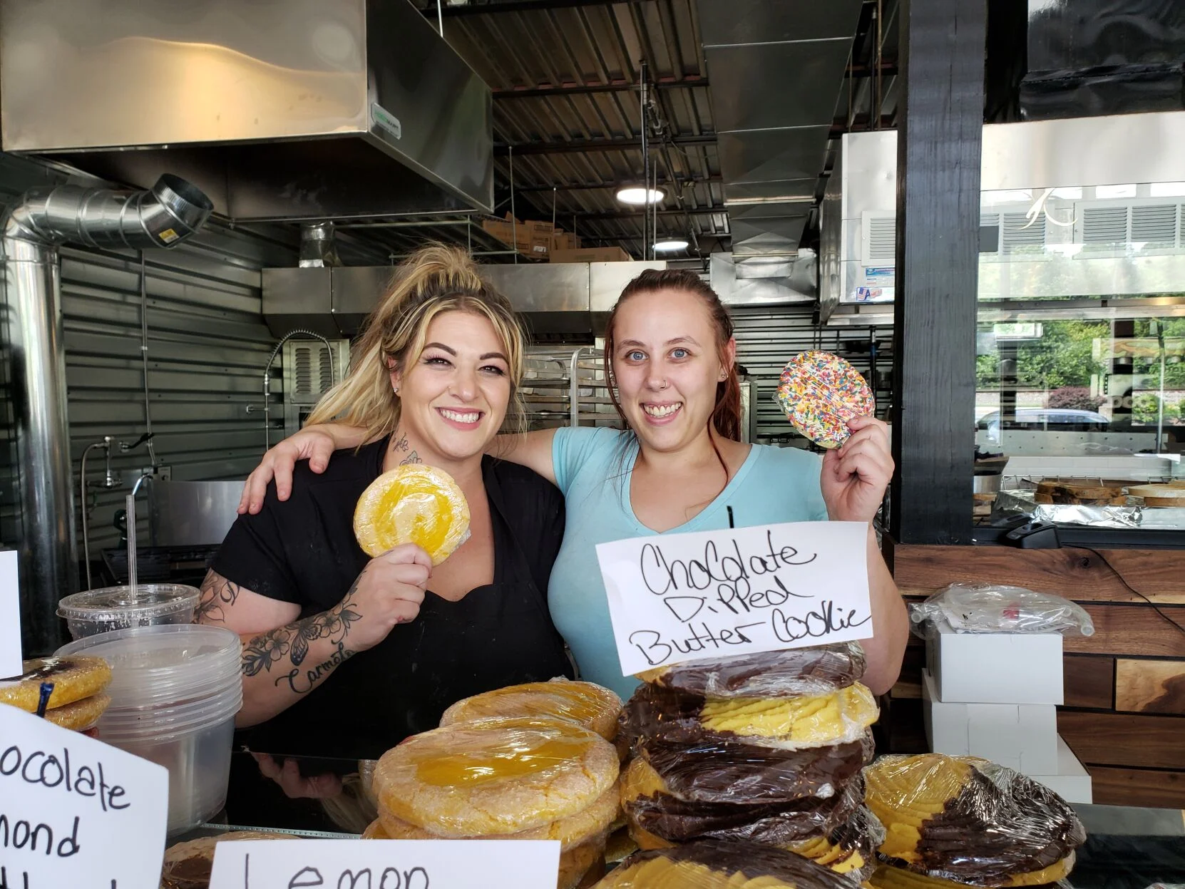 jackie and kat from bagel chicks
